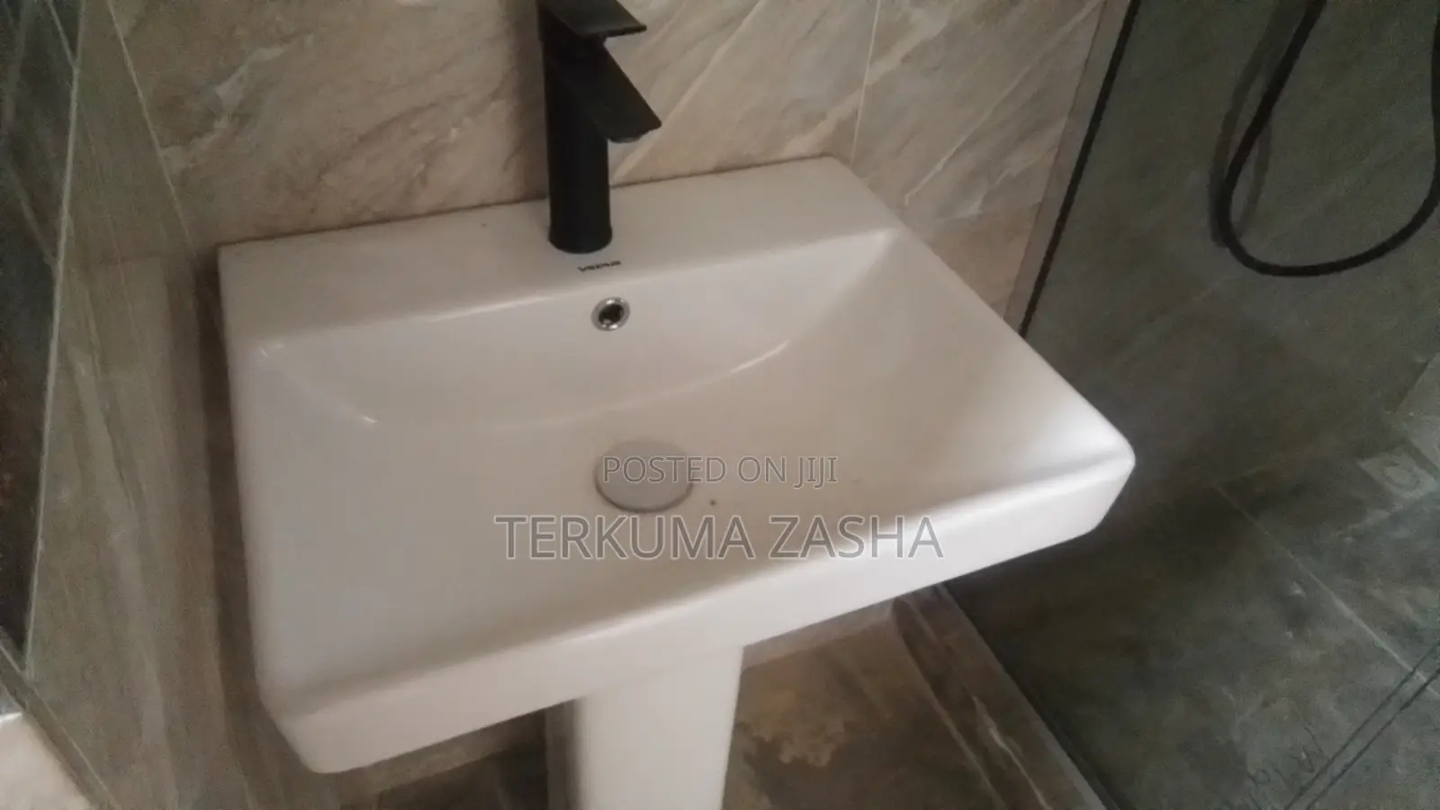 3bdrm Apartment in Katampe Main for sale