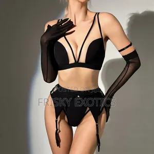 5pc Cleo Garter Set With Handgloves