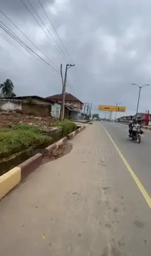 914 SQM Commercial Plot of Land Along Bashorun Idi Ape Road, Ibadan.