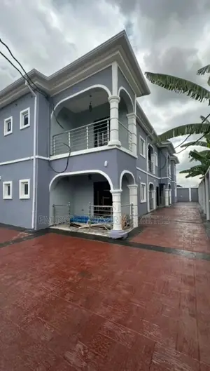10bdrm Block of Flats in Akala Express for sale