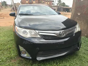 Toyota Camry LE 4dr Sedan (2.5L 4cyl 6A) 2014 Black