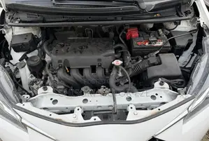 Toyota Yaris 2019 White