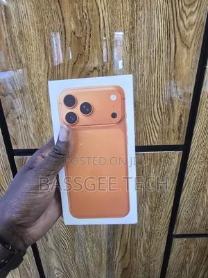 New Apple iPhone 17 Pro Max 256 GB Orange