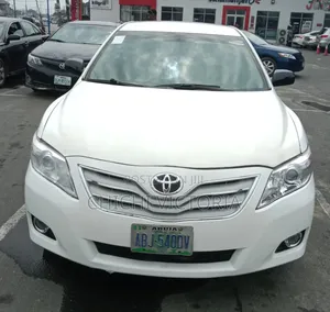 Toyota Camry 2009 White
