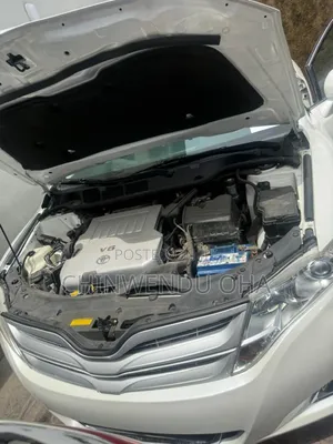 Toyota Venza 2012 White
