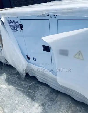 England Perkins Generator Unit Of Soundproof