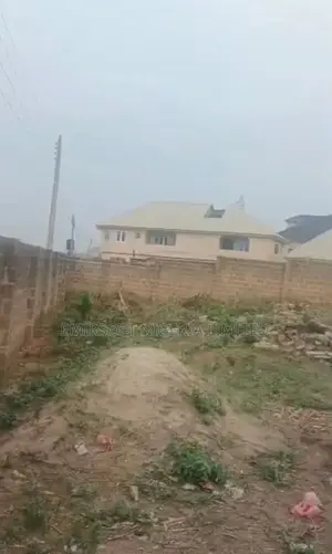 Fenced And Gated 900sqm Of Land Along Kasumu, Akala Express, Ibadan