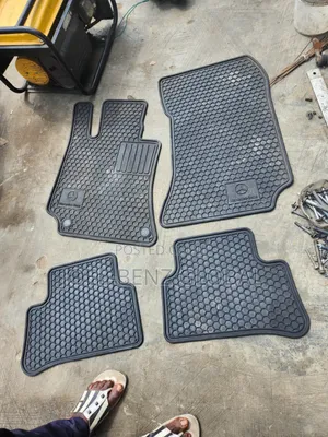 E350 2014 Foot Mat