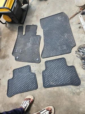 E350 2014 Foot Mat