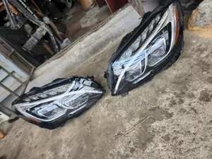 C300 2018 Set of Double Beam American Headlight