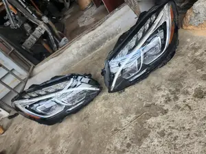 C300 2018 Set of Double Beam American Headlight