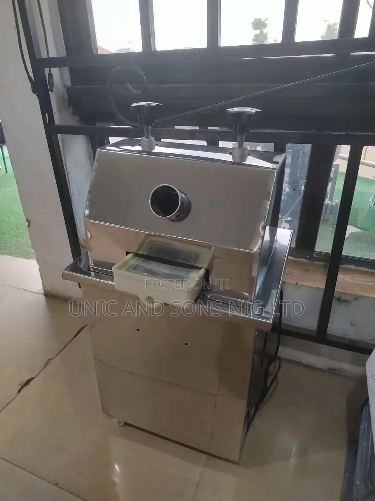 Stainless Sugarcane Juicer Machine