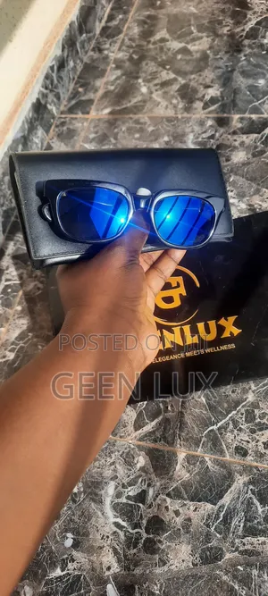 2-in-1 Smart Glass - Photochromic + Blue Light Blocking Glasses