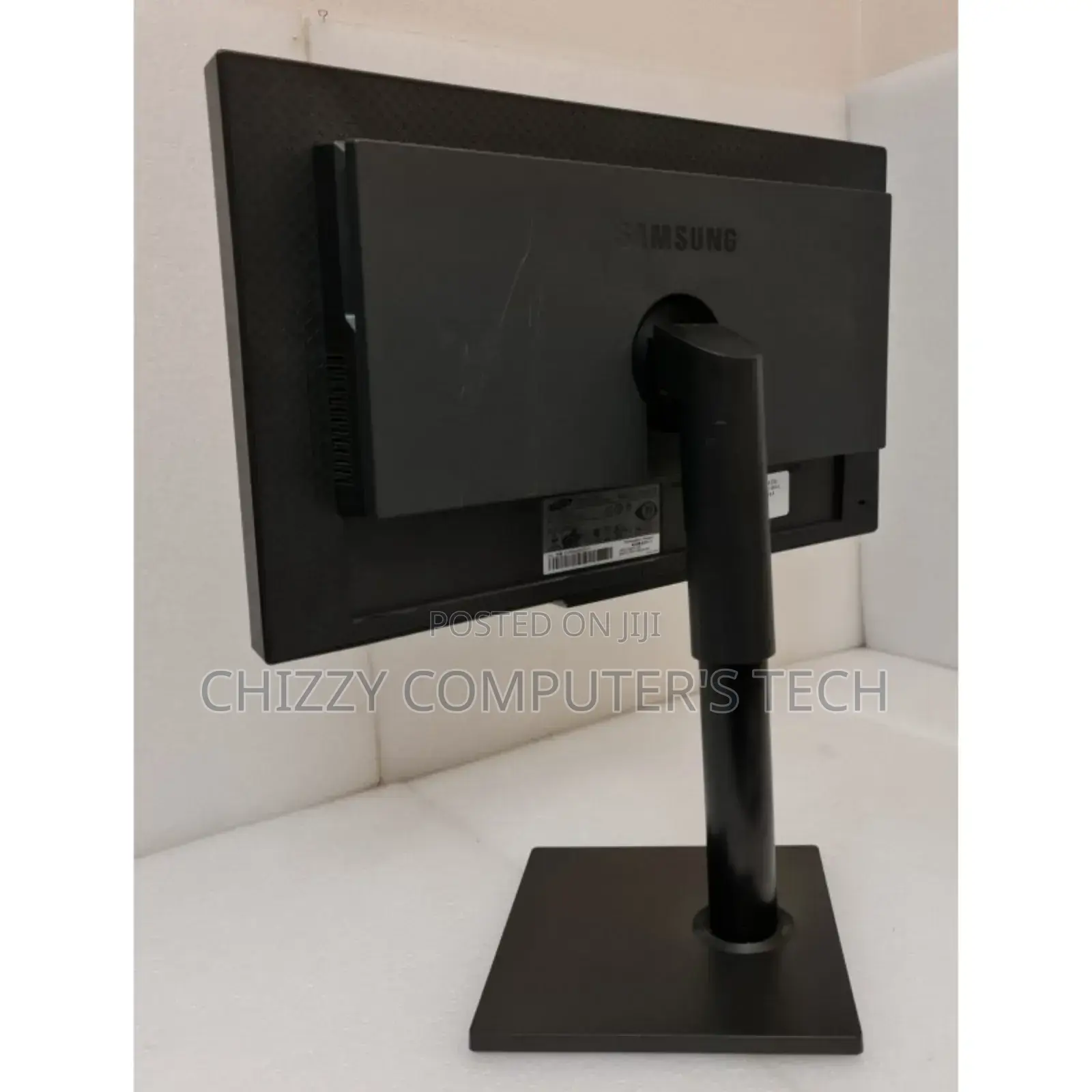 Samsung Monitor 20inche