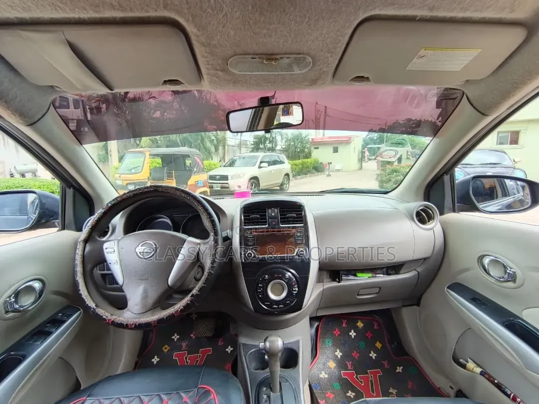 Nissan Almera 2015 Black