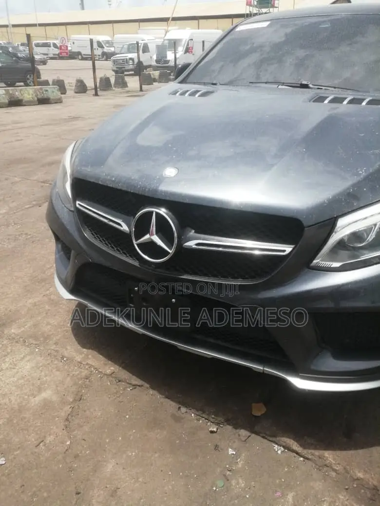 Mercedes-Benz GLE-Class 2016 Gray