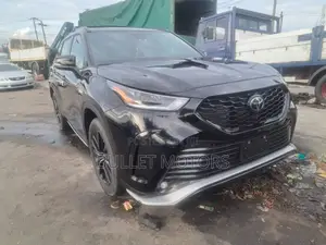 Toyota Highlander XSE FWD 2023 Black