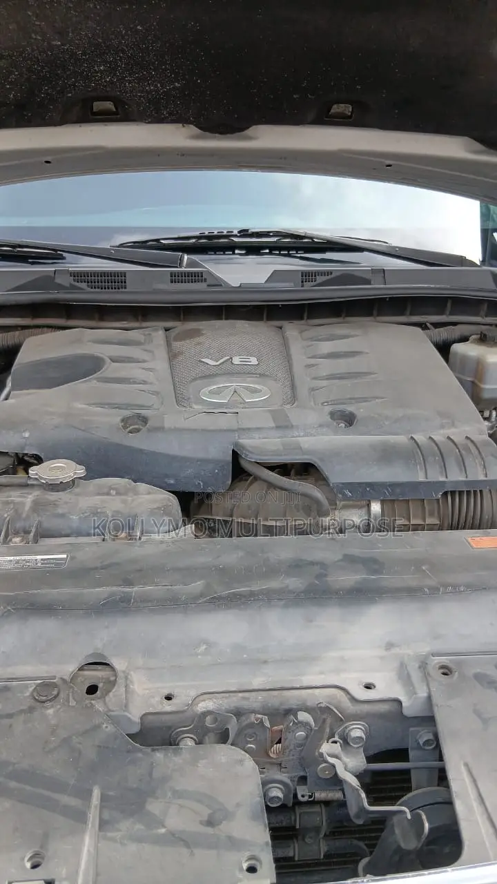 Infiniti QX56 2012 Silver