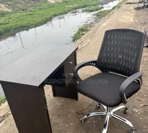 3 Feet Office Table and Chair
