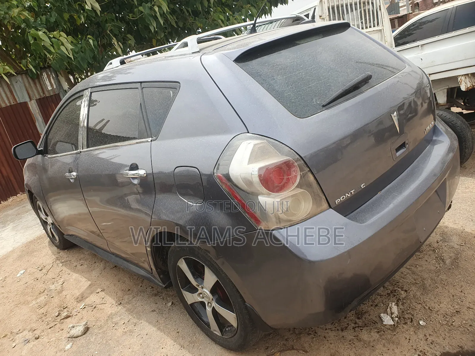 Pontiac Vibe 2009 Gray