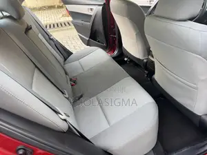 Toyota Corolla LE 4dr Sedan (1.8L 4cyl CVT) 2016 Red