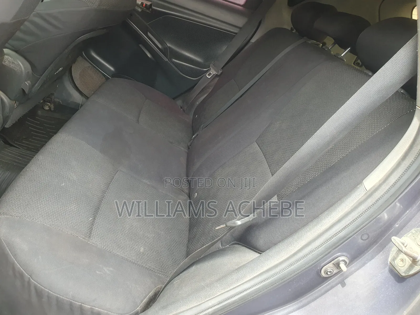 Pontiac Vibe 2009 Gray