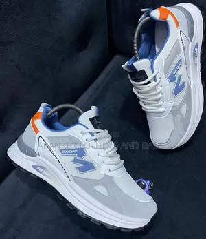 Shoes With Premium Steps