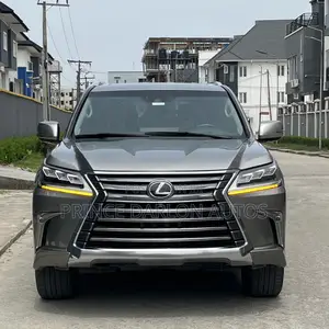 Lexus LX 570 AWD 2017 Silver