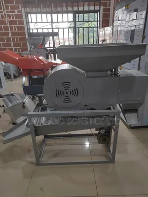 Combine Winnower And Destoner