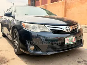 Toyota Camry LE 4dr Sedan (2.5L 4cyl 6A) 2013 Black