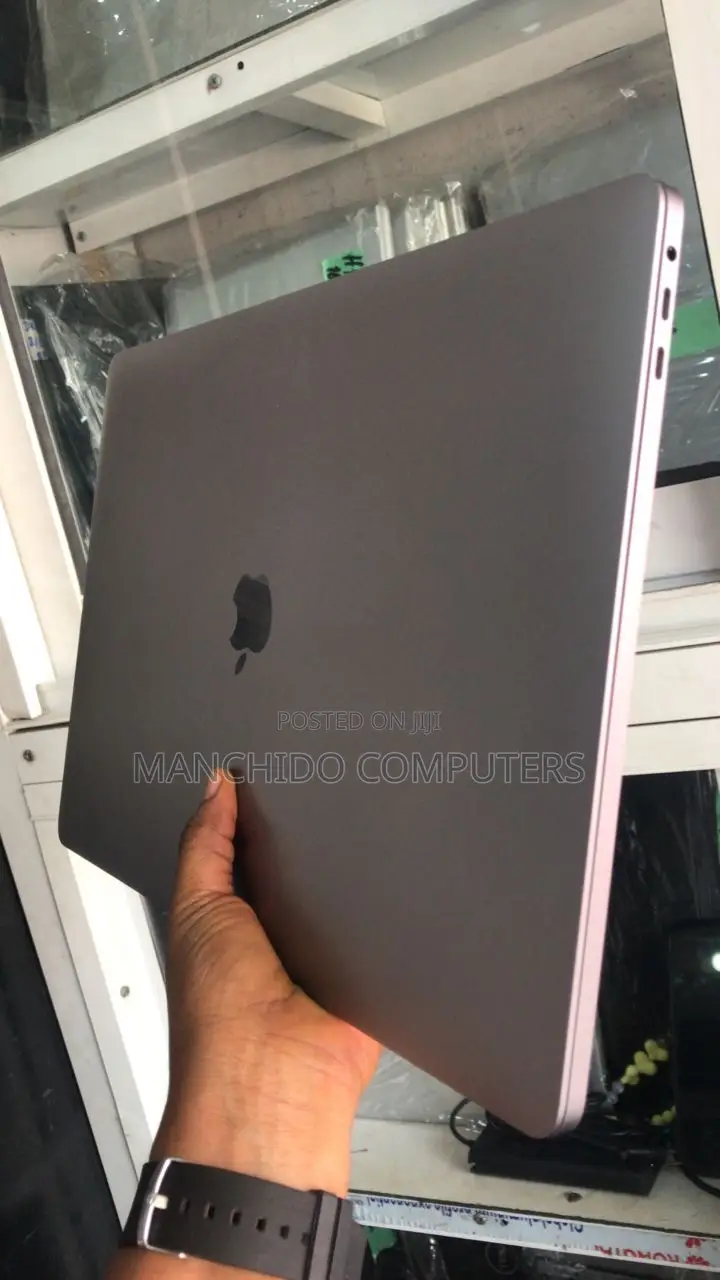 Laptop Apple MacBook Pro 2019 32GB Intel Core i7 SSD 512GB