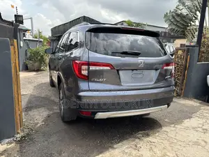 Honda Pilot EX AWD 2019 Gray