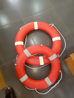 Swimming Pool Flouter