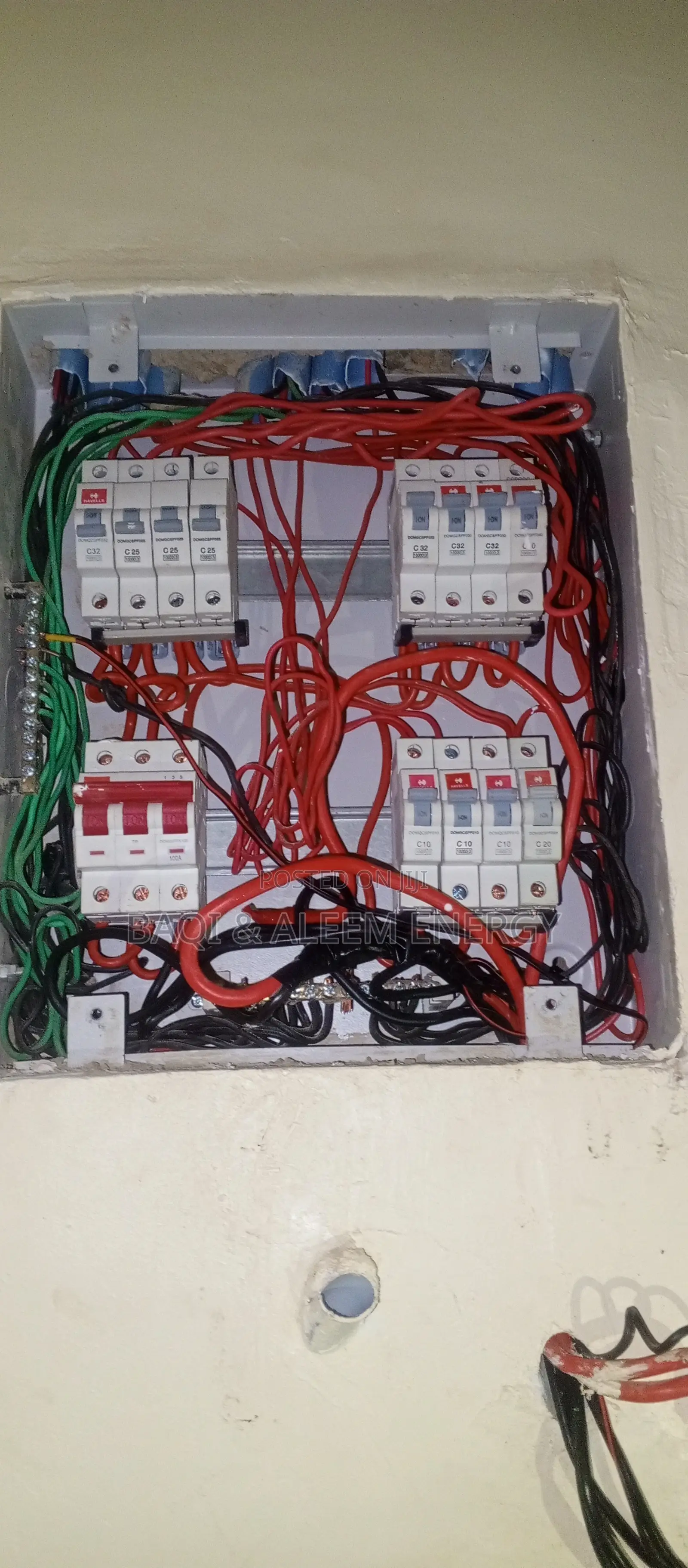 Inverter Solar Technicians