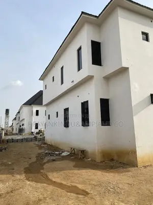 3bdrm Apartment in Lugbe District for rent