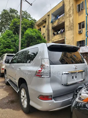 Lexus GX 460 Base 2015 Silver
