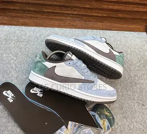 Nike X Travis Scott Air Jordan 1 Low Golf