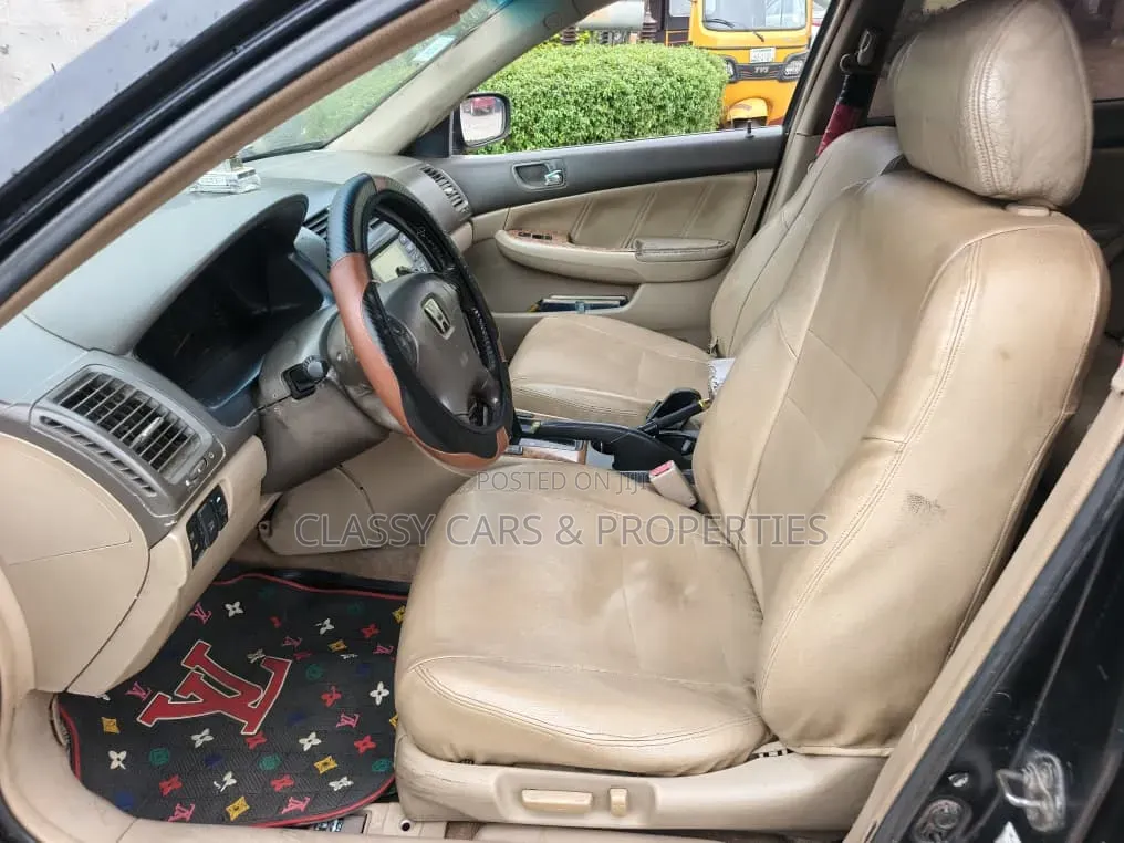 Honda Accord 2003 Gray
