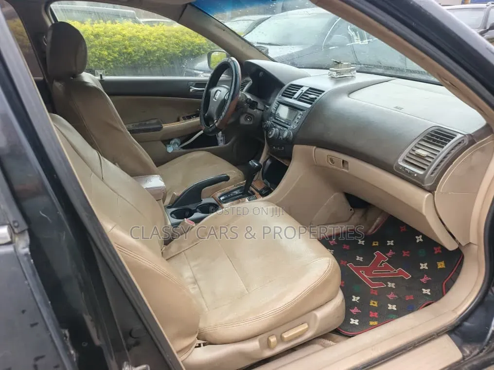 Honda Accord 2003 Gray