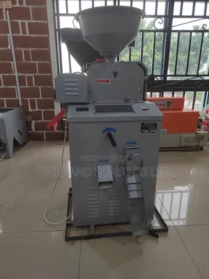 Combined Husker And Whitener Rice Mill