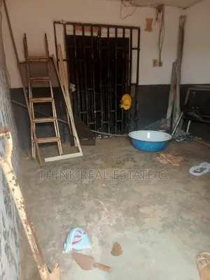 Shop at Aduwawa Good to Sell Cooking Gas,Provision,Pos,Barbing,Etc