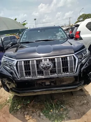 Toyota Land Cruiser Prado 2.8 2023 Black