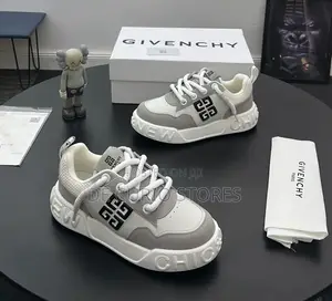 Givenchy - Sneakers