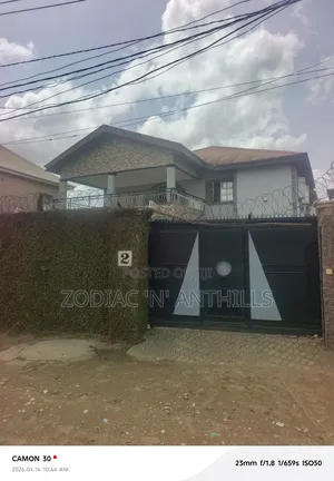 5bdrm Duplex in Shola Martins, New Oko Oba for sale