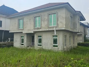 5bdrm Duplex in Pearl Gardens Estate, Lagos Island / Lagos Island
