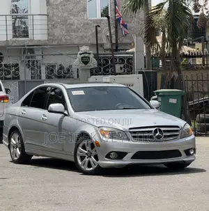 Mercedes-Benz C300 Sport 4Matic Sedan AWD (3.0L 6cyl 7A) 2010 Silver