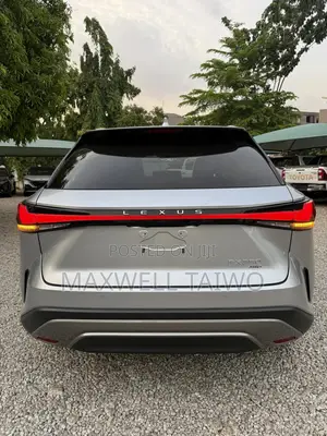 Lexus RX 350 Premium AWD 2023 Silver