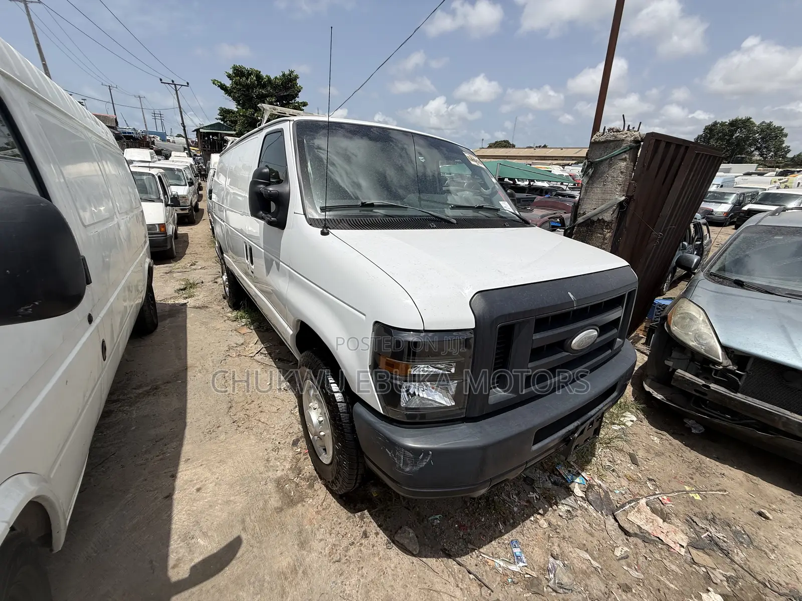 Ford E250 2014 White