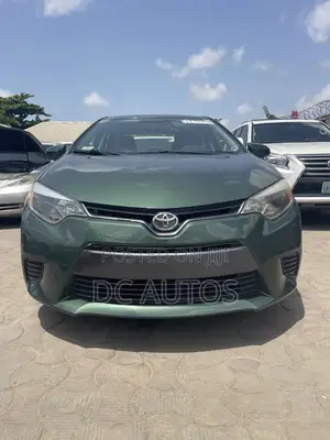 Toyota Corolla 2015 Green