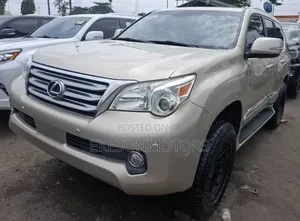 Lexus GX 460 Premium 2013 Gold
